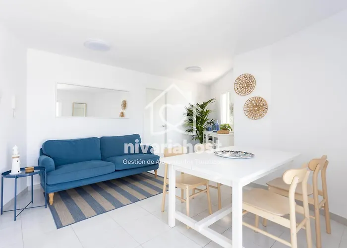 Apartment Ocean View El Pris, By Nivariahost *