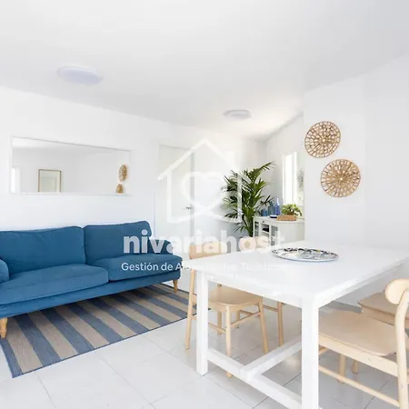 Apartment Ocean View El Pris, By Nivariahost *